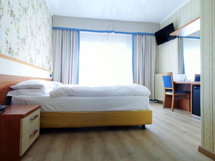 Hotel Sole - Limone Limone sul Garda Esterno foto