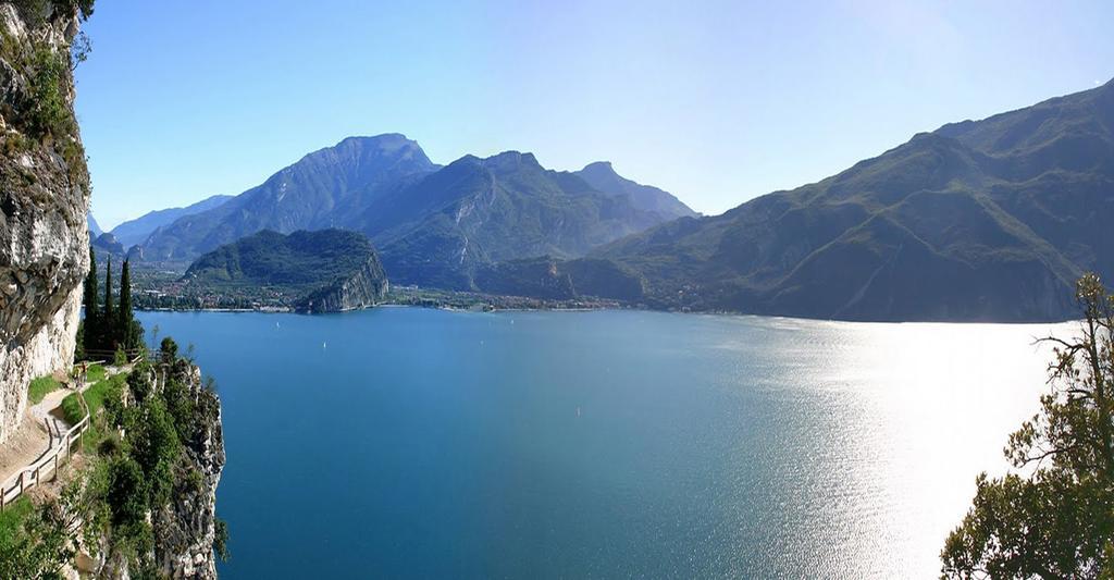 Hotel Sole - Limone Limone sul Garda Esterno foto